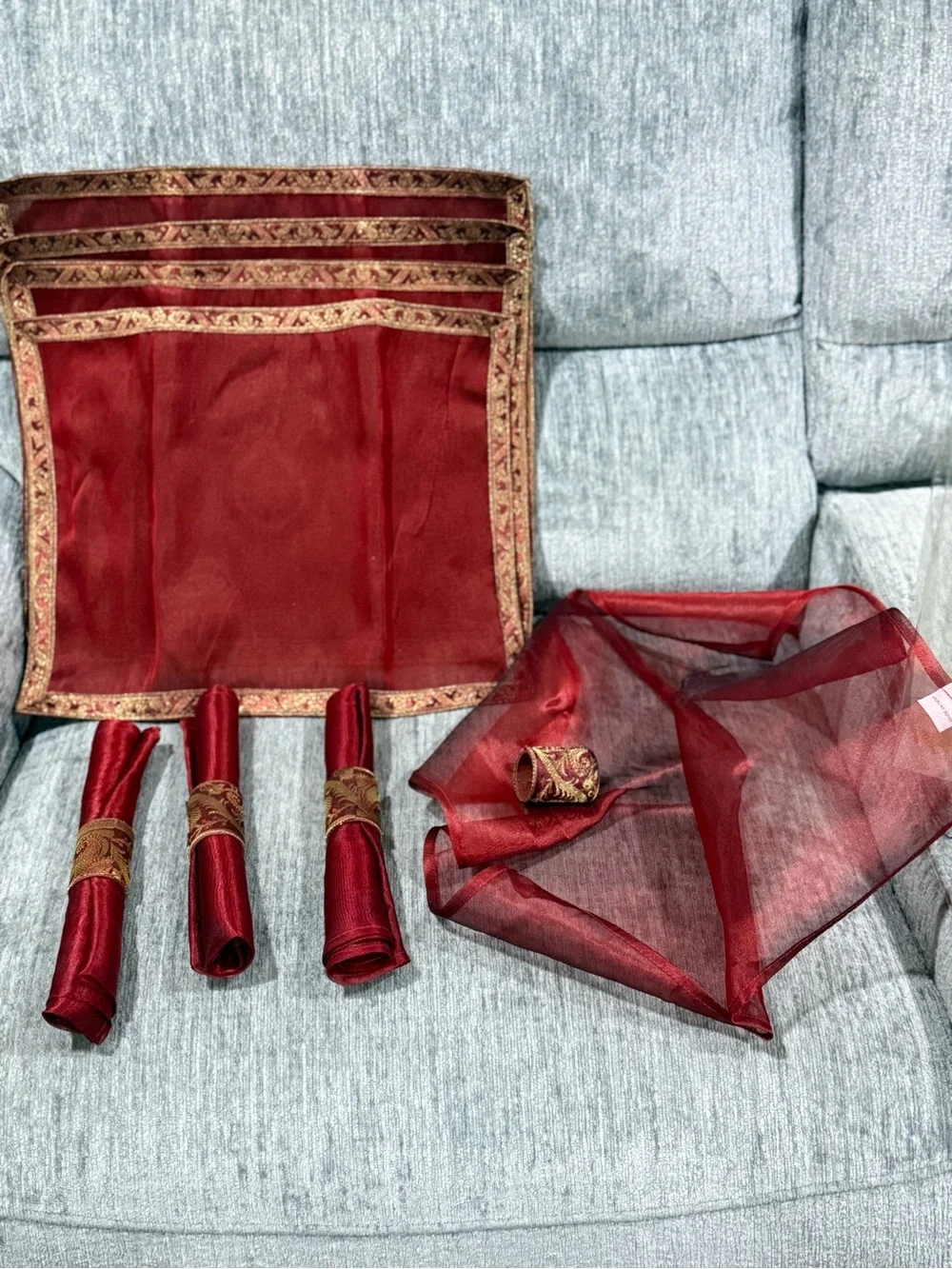 Elegant Red Holiday Table Napkin and Placemats (4+4) Set with Gold Trim